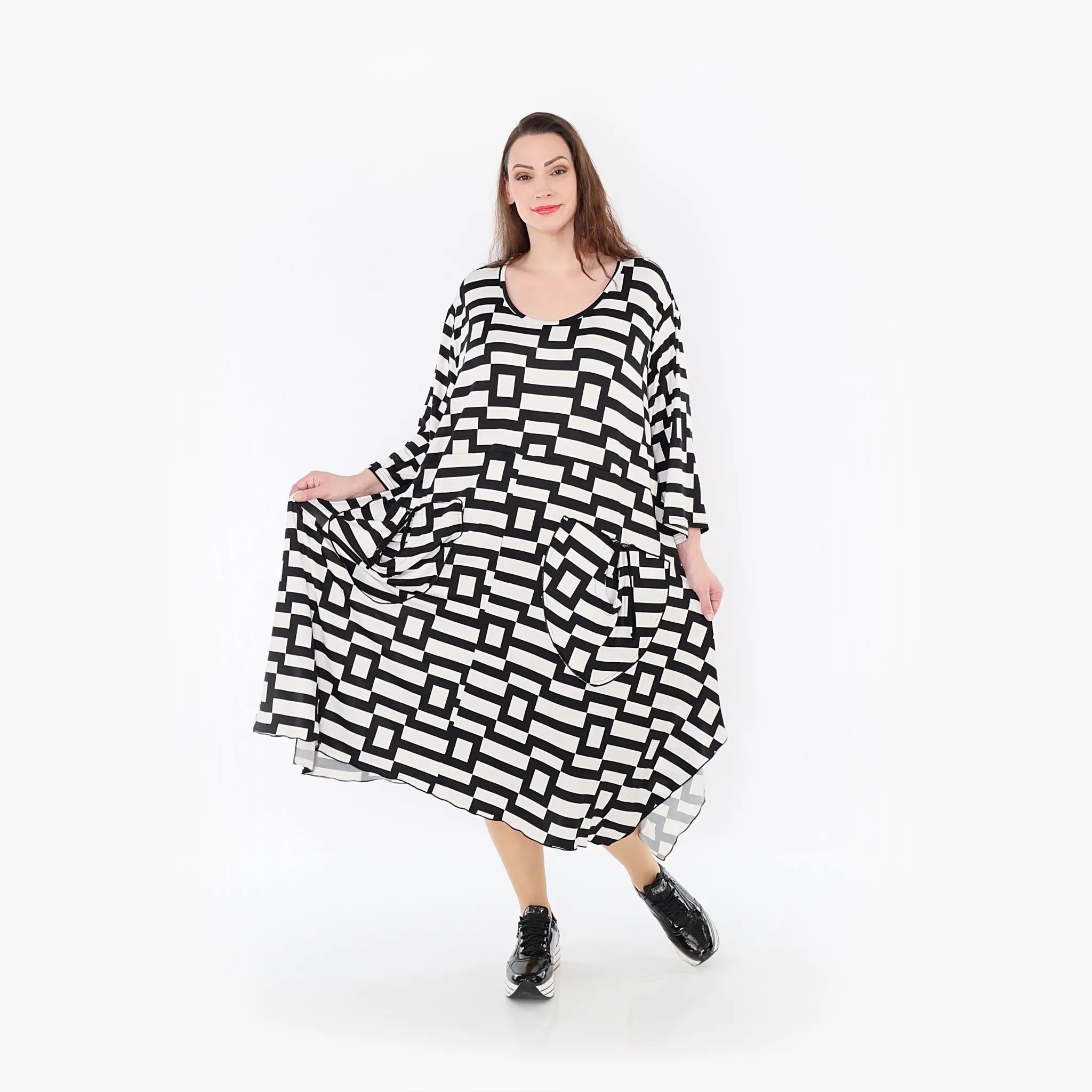 AKH 6025 Dress, White-Black