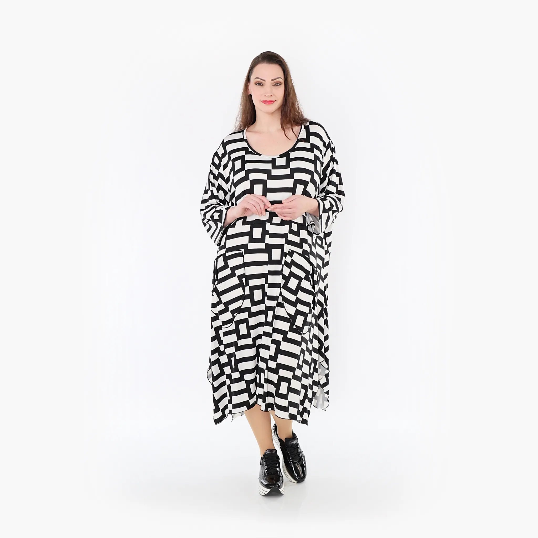 AKH 6025 Dress, White-Black