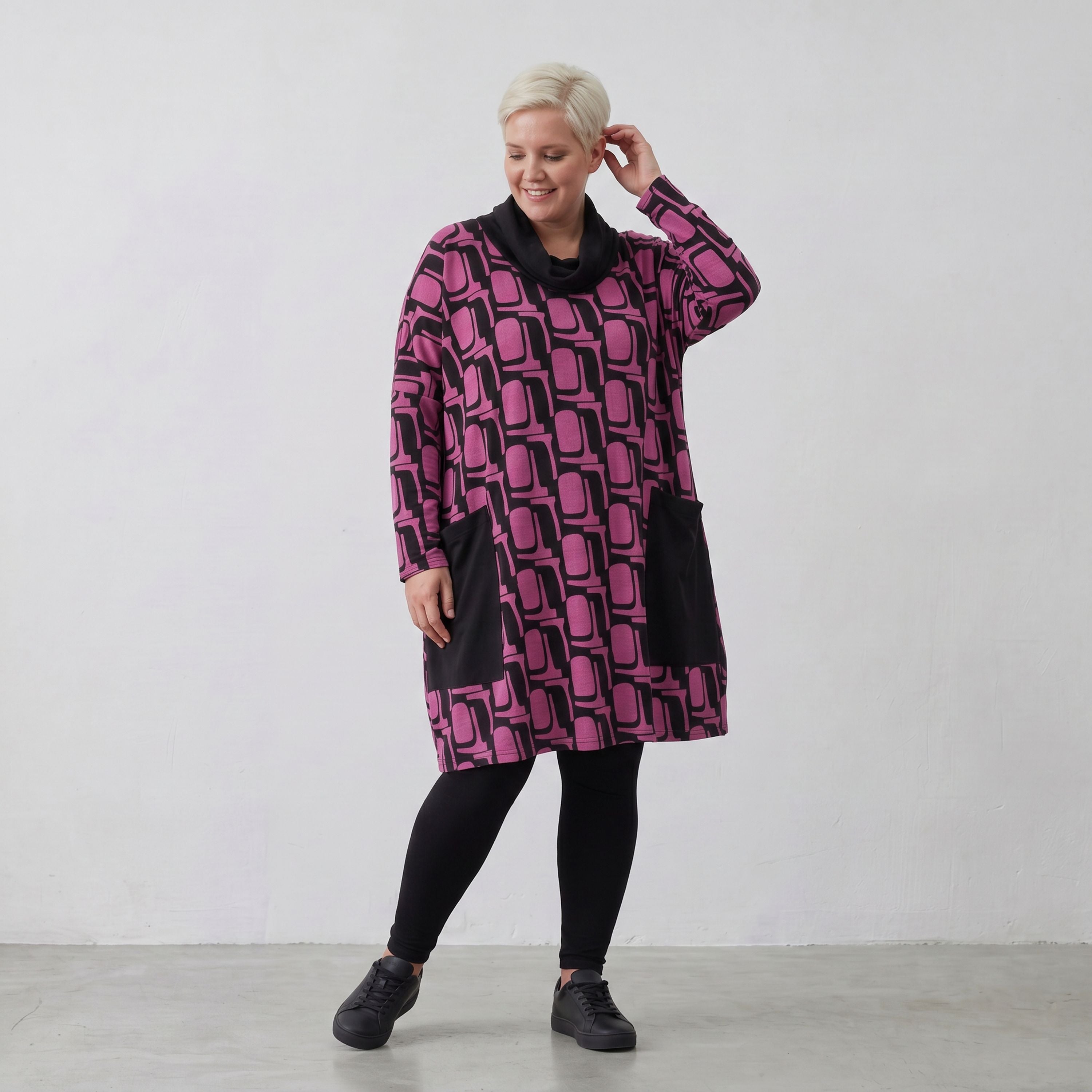 AKH 6807 Big Shirt, Black-Fuchsia