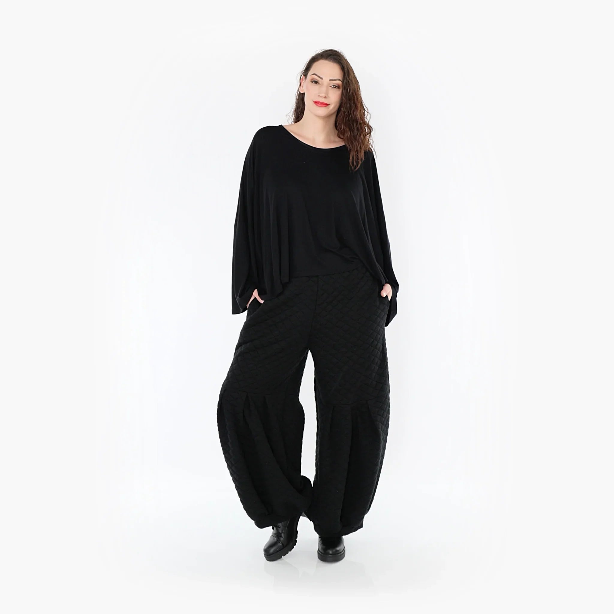AKH 6974 Trousers, Black