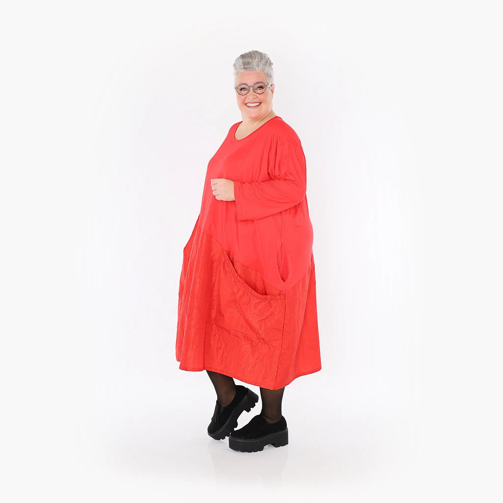 Robe AKH 7016, rouge