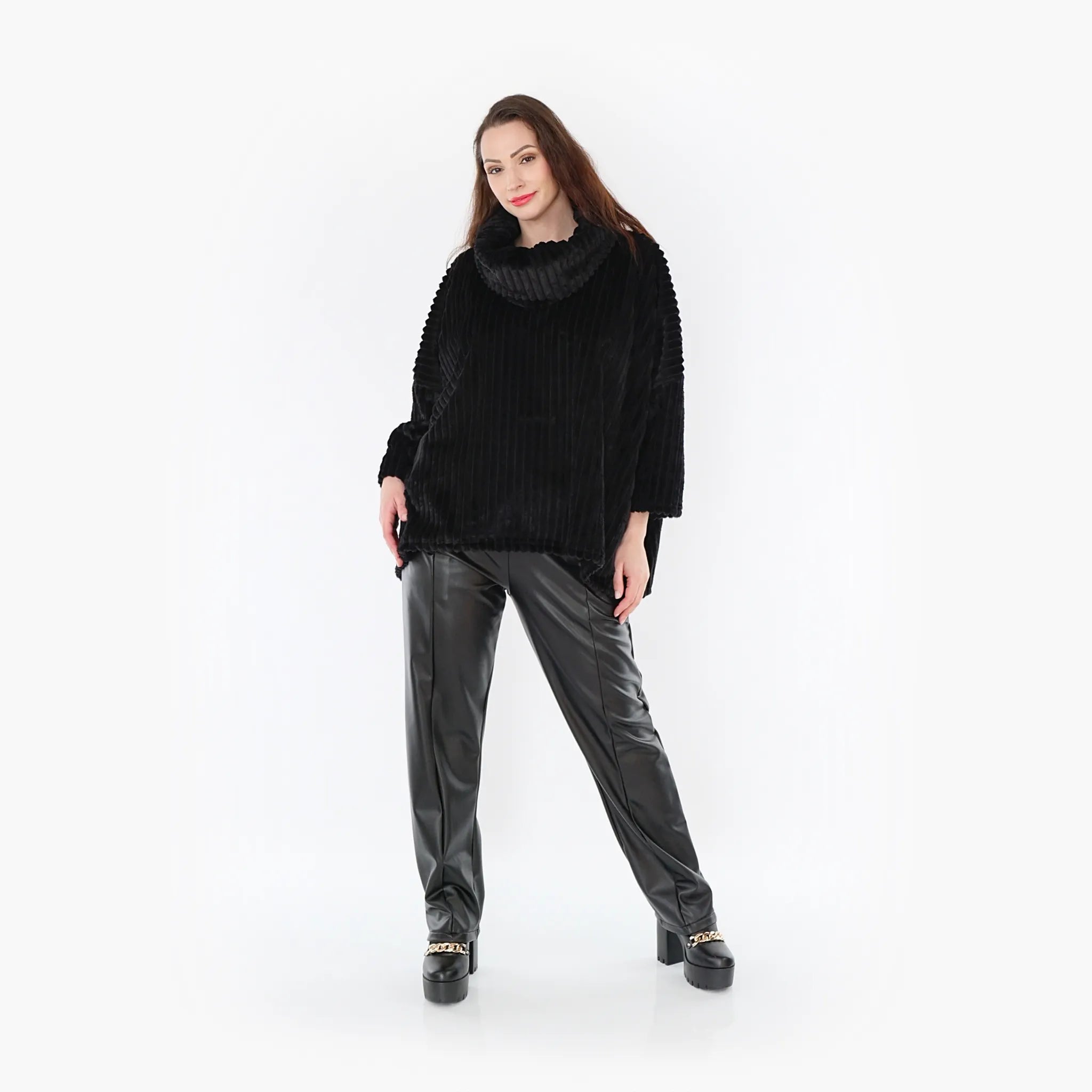 AKH 3091 Big Shirt, Black
