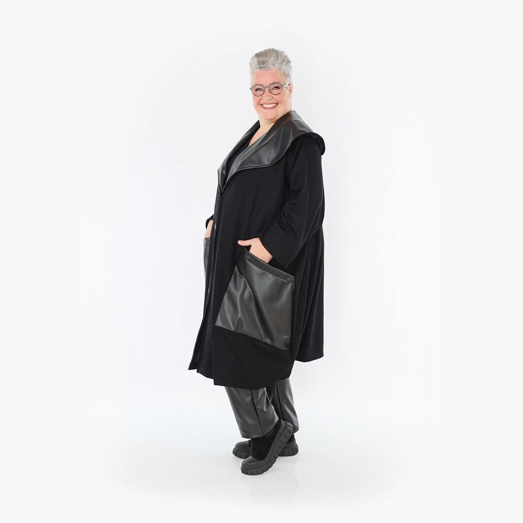 AKH 7002 Coat, Black