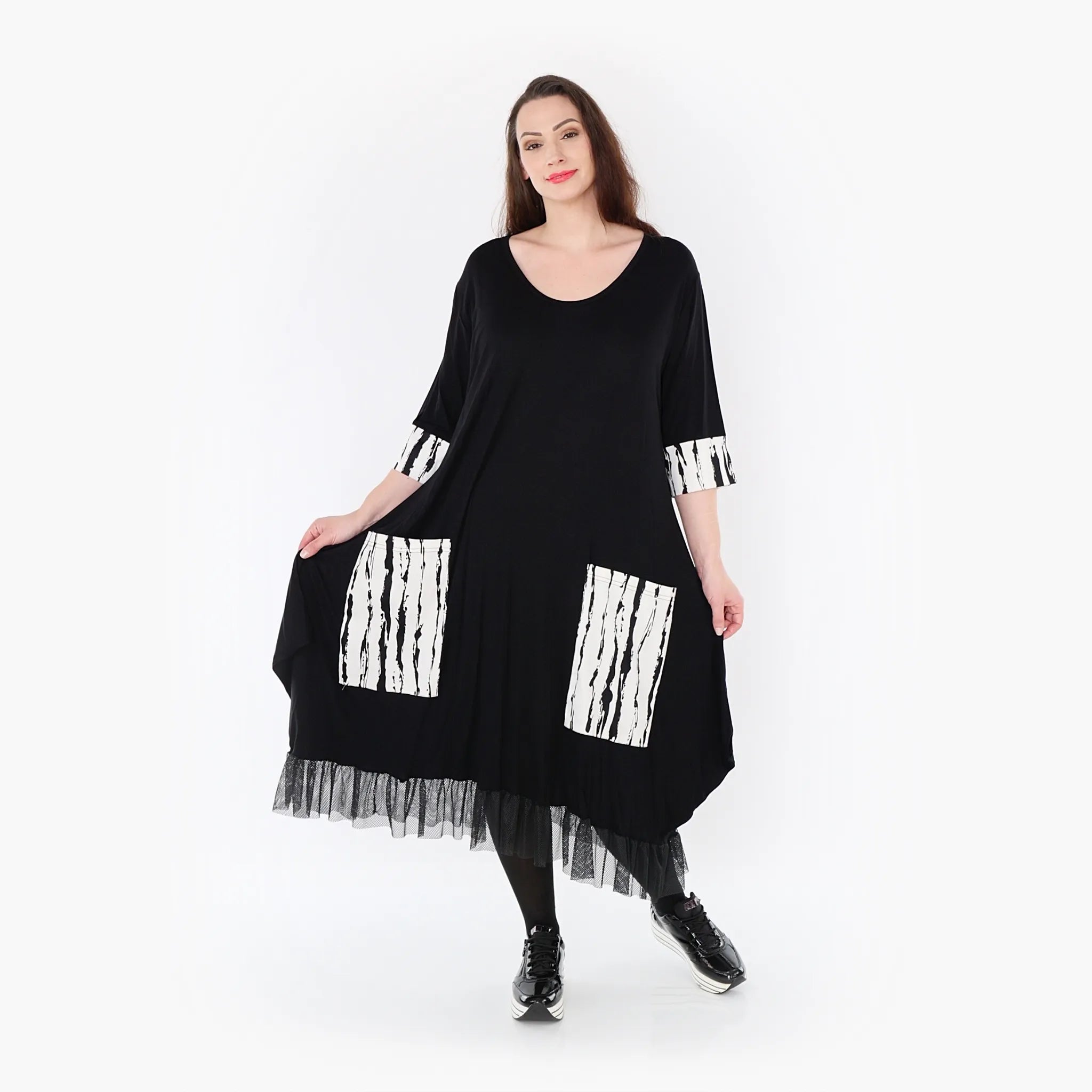 AKH 5909 Dress, White-Black