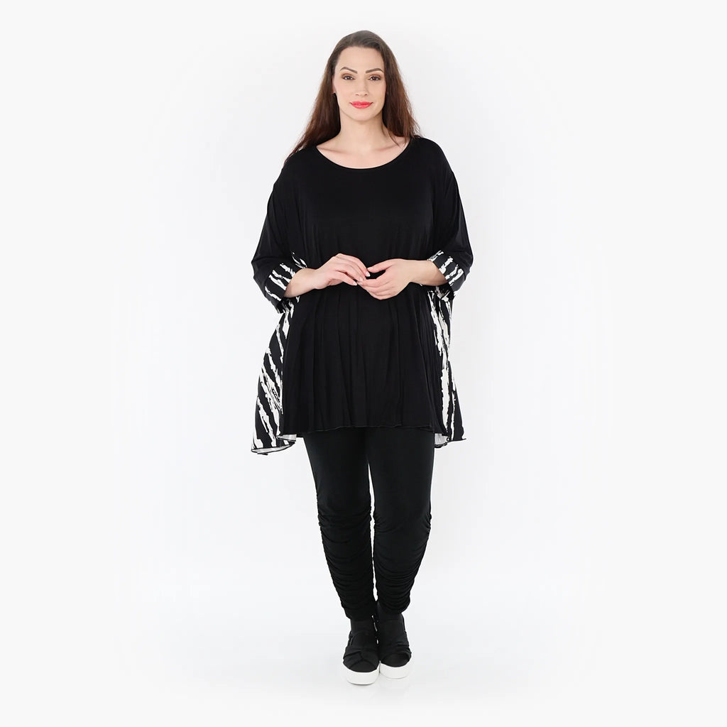 AKH 593 Big Shirt, Black and White