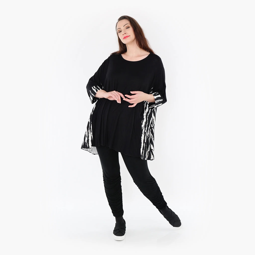 AKH 593 Big Shirt, Black and White