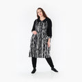 AKH 6899 Blouse, Black and White