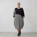 Robe AKH 6903, écru-noir