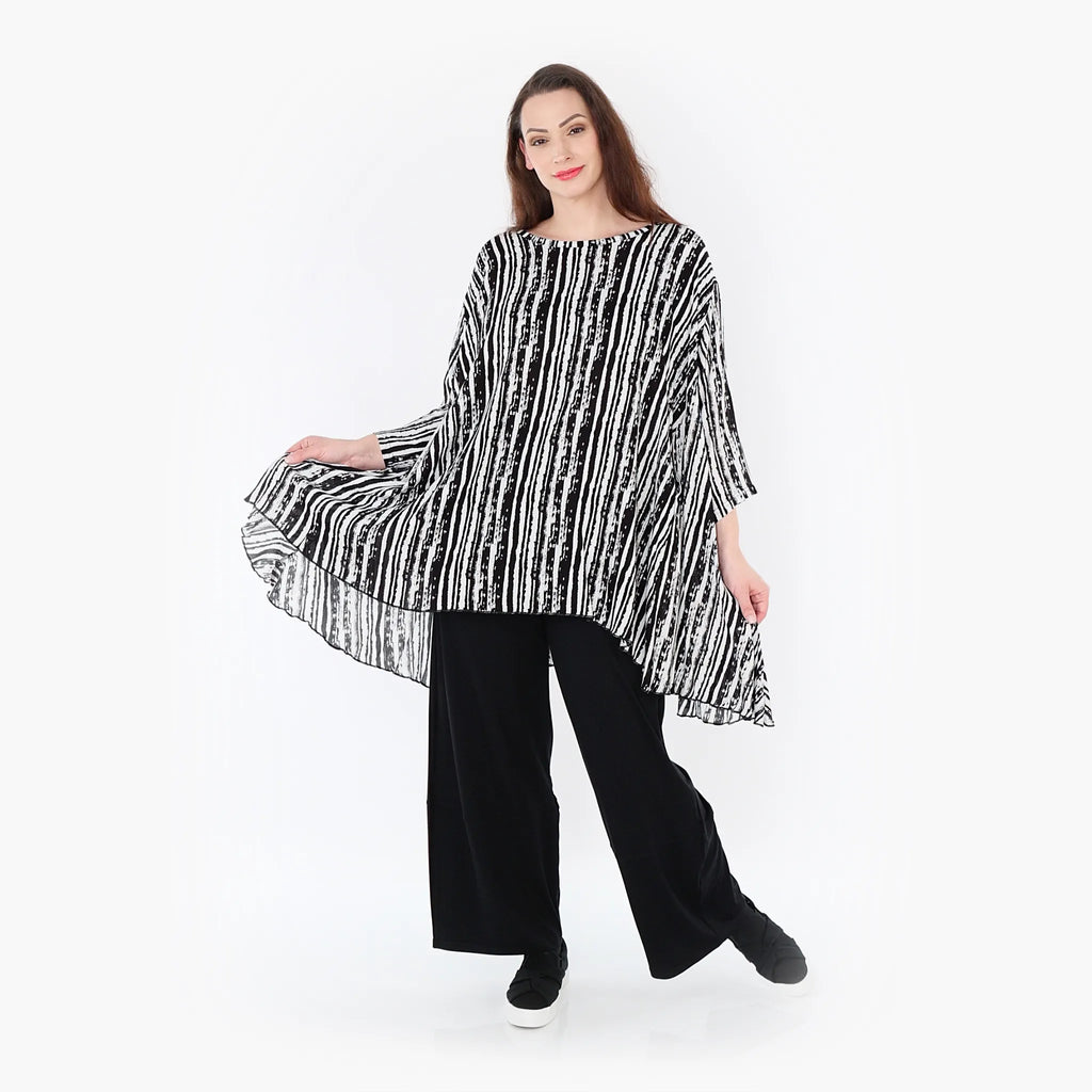 AKH 593 Big Shirt, Black and White