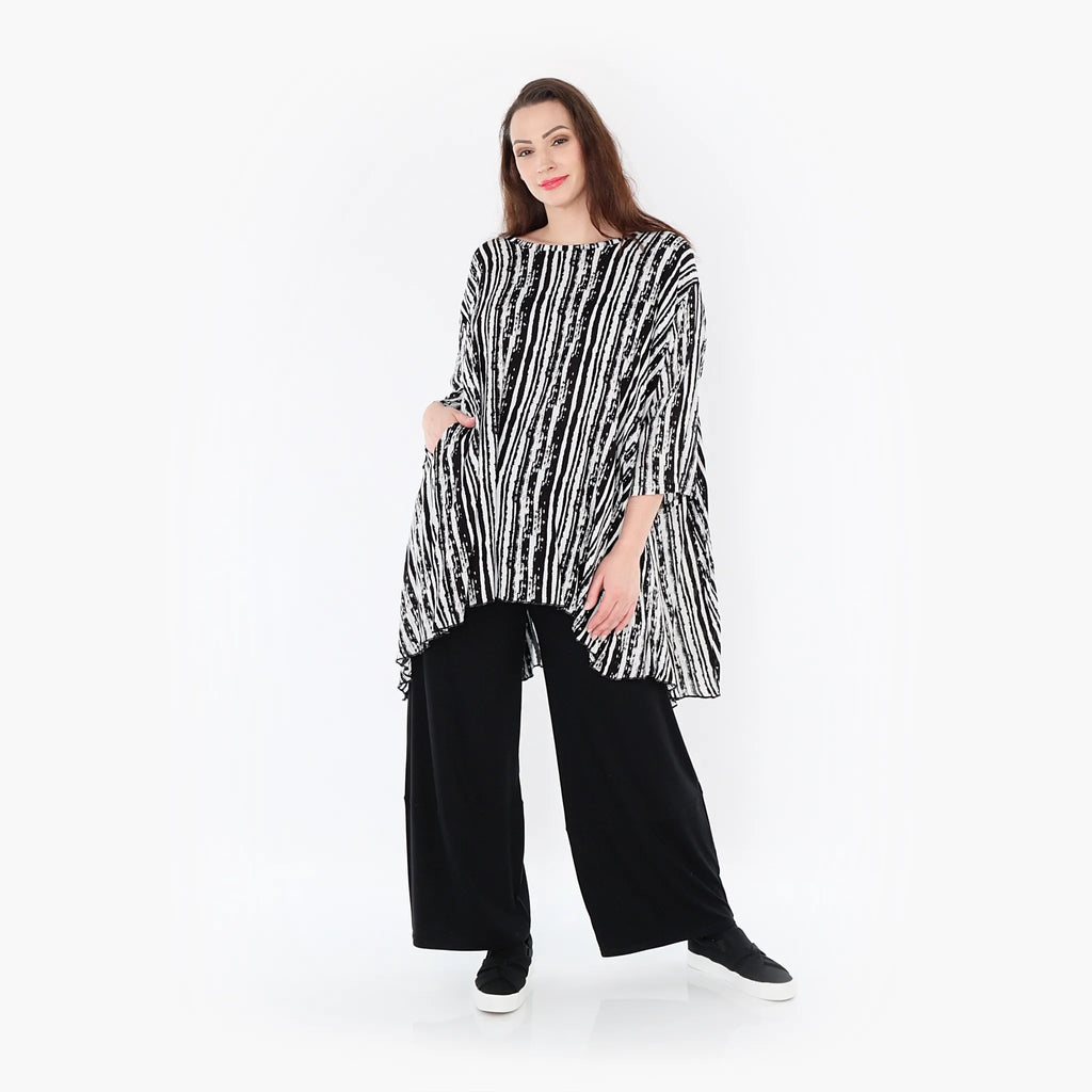 AKH 593 Big Shirt, Black and White