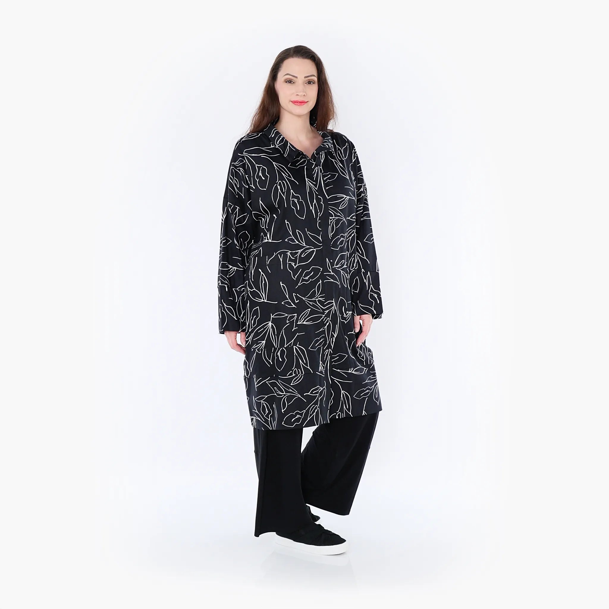 AKH 6693 Coat, Black and White
