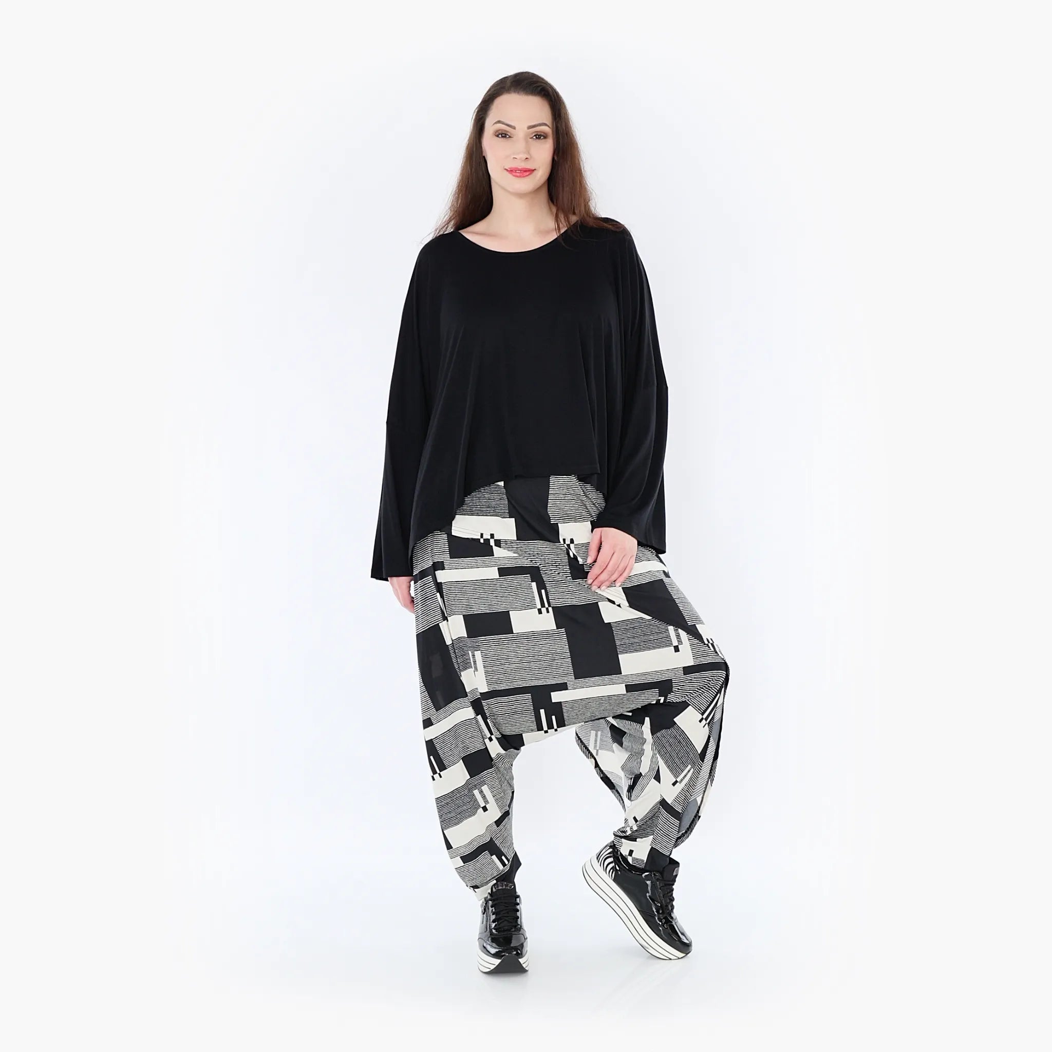 AKH 6992 Trousers, Black-Ecru