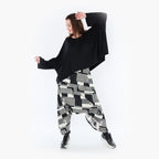 AKH 6992 Trousers, Black-Ecru