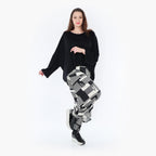 AKH 6992 Trousers, Black-Ecru