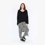 AKH 6992 Trousers, Black-Ecru