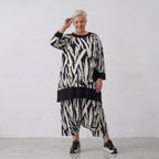 AKH 7021 Big Shirt, White-Black
