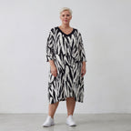 AKH Fashion Kleid 7022 Donna, Weiß/Schwarz
