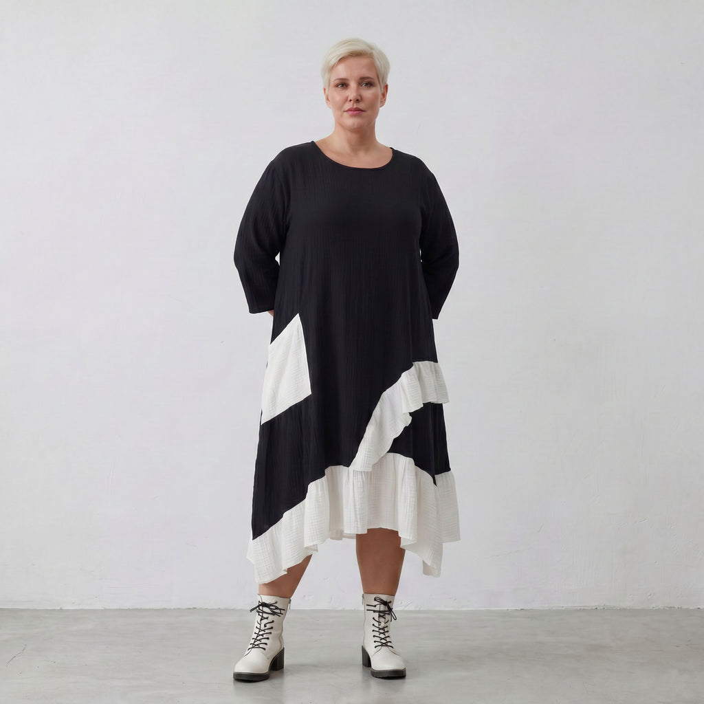 Robe AKH 7024, noire et blanche