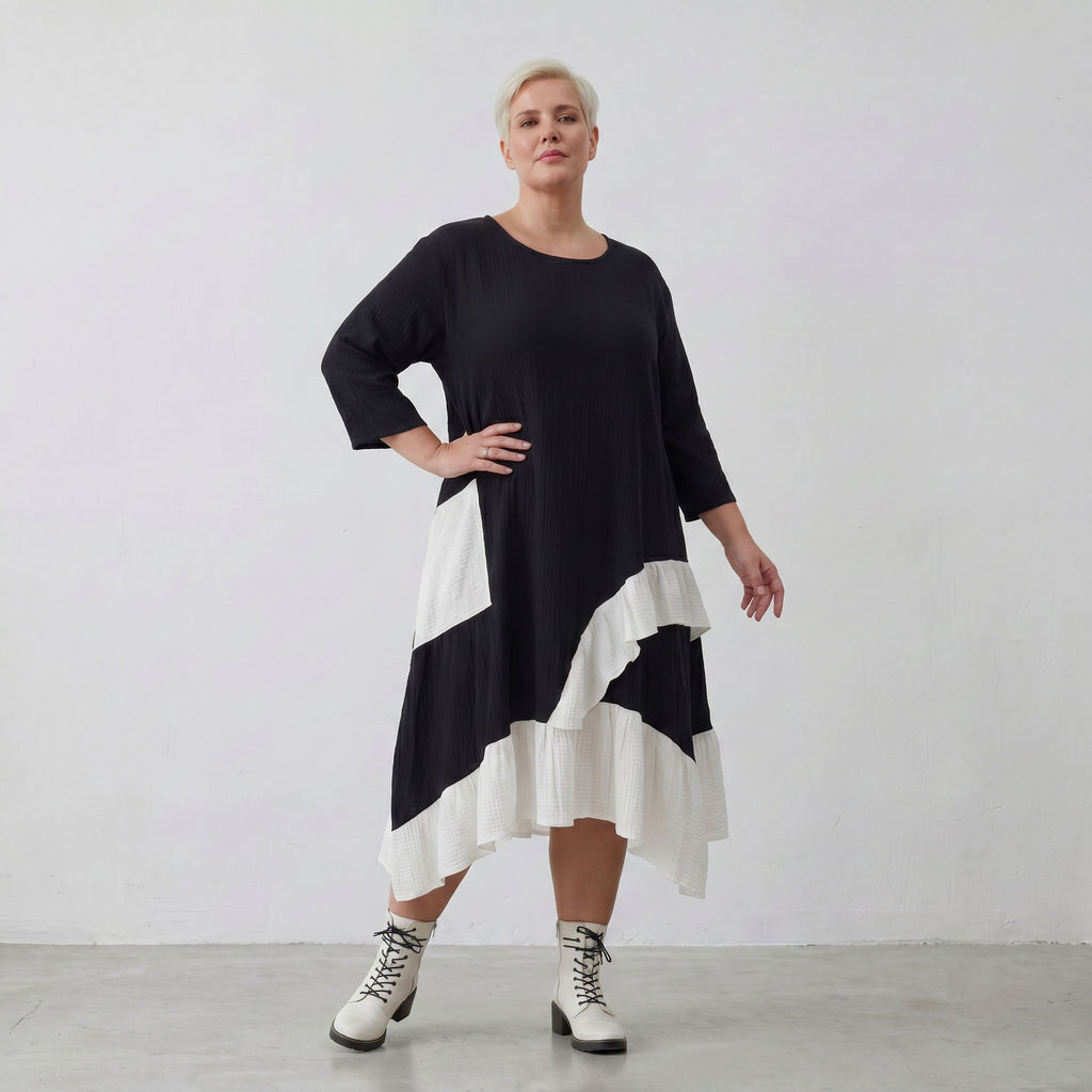 Robe AKH 7024, noire et blanche