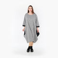 Robe AKH 2088, noire et blanche