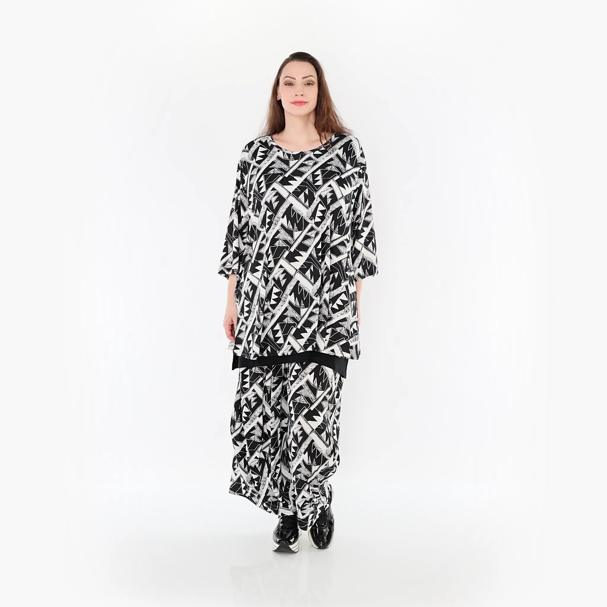 Chemise grande taille AKH Fashion 1892, noire et blanche