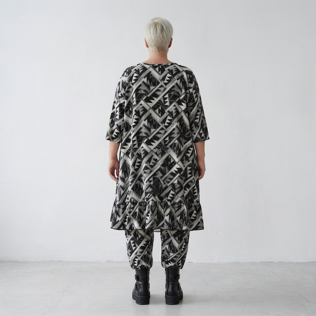 AKH Fashion 6837 Big Shirt, Black and White