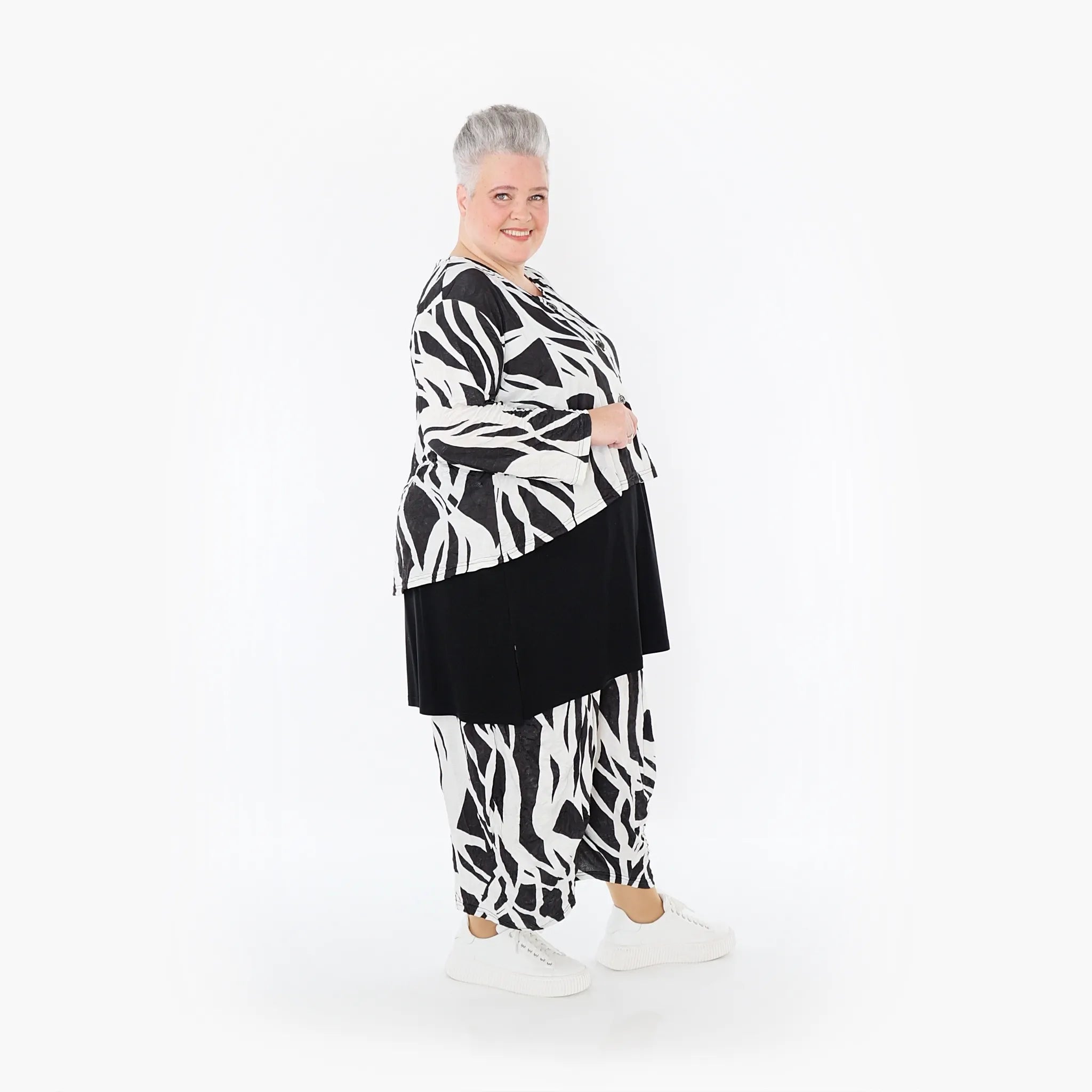 AKH Fashion Jacke 130 Adora, Schwarz/Weiß