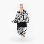 AKH Fashion 3018 Big Shirt, Black and White