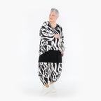 AKH Fashion 3018 Big Shirt, Black and White