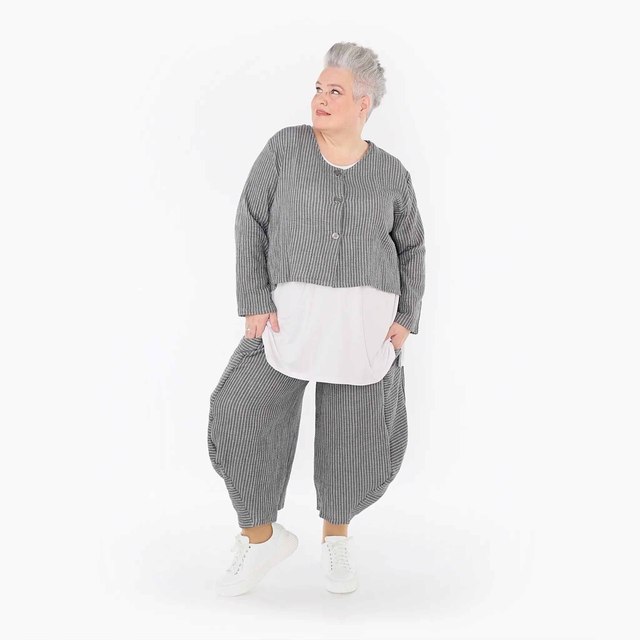 AKH Fashion Jacke 130 Carly, Grau/Weiß