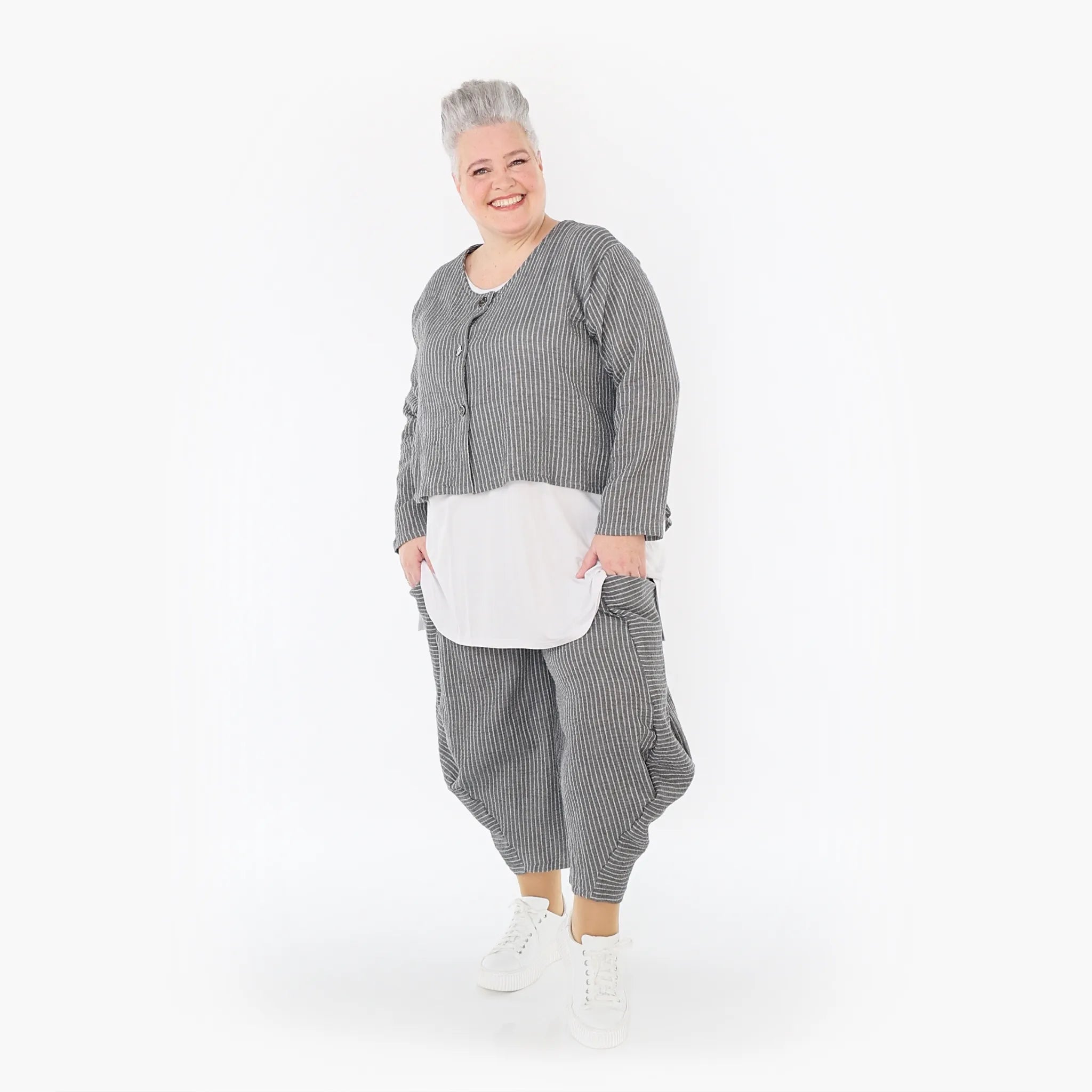 AKH Fashion Jacke 130 Carly, Grau/Weiß