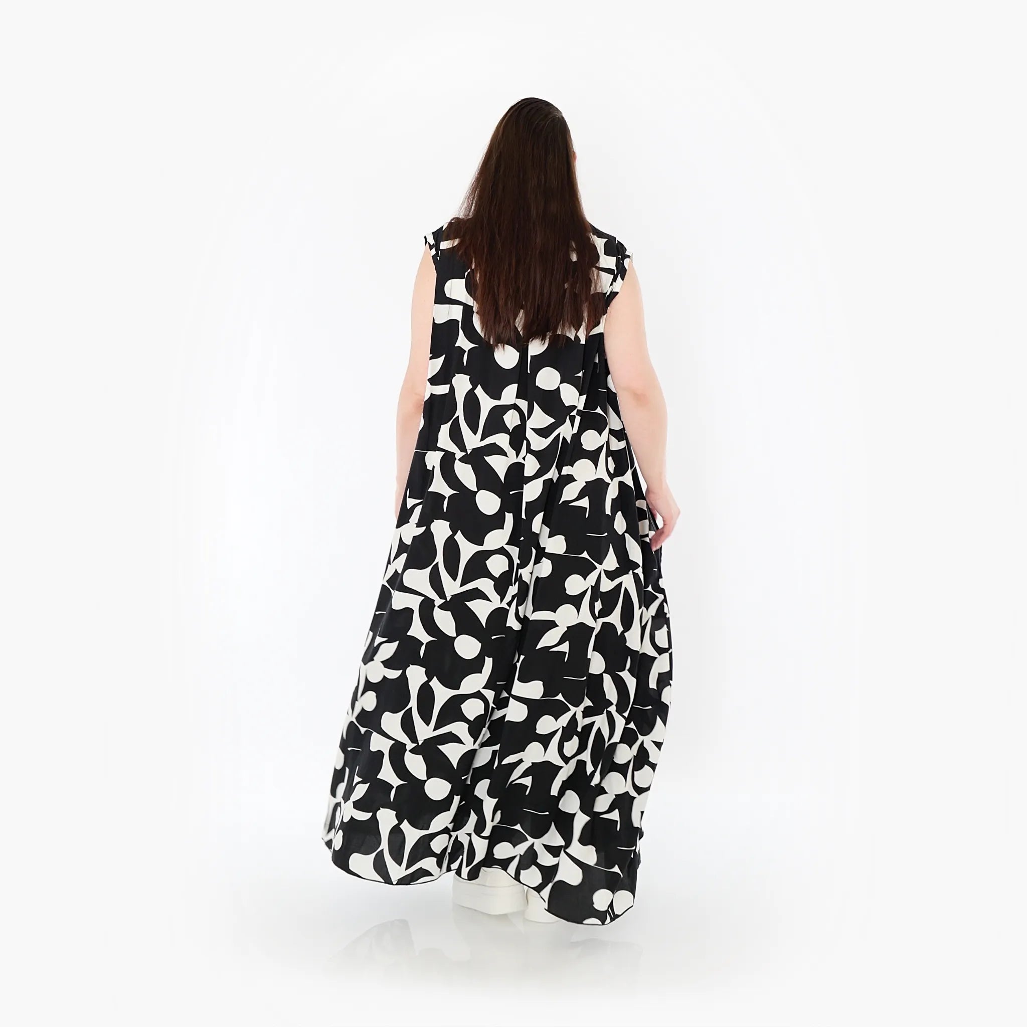 AKH Fashion 7066 Vest, Black and White