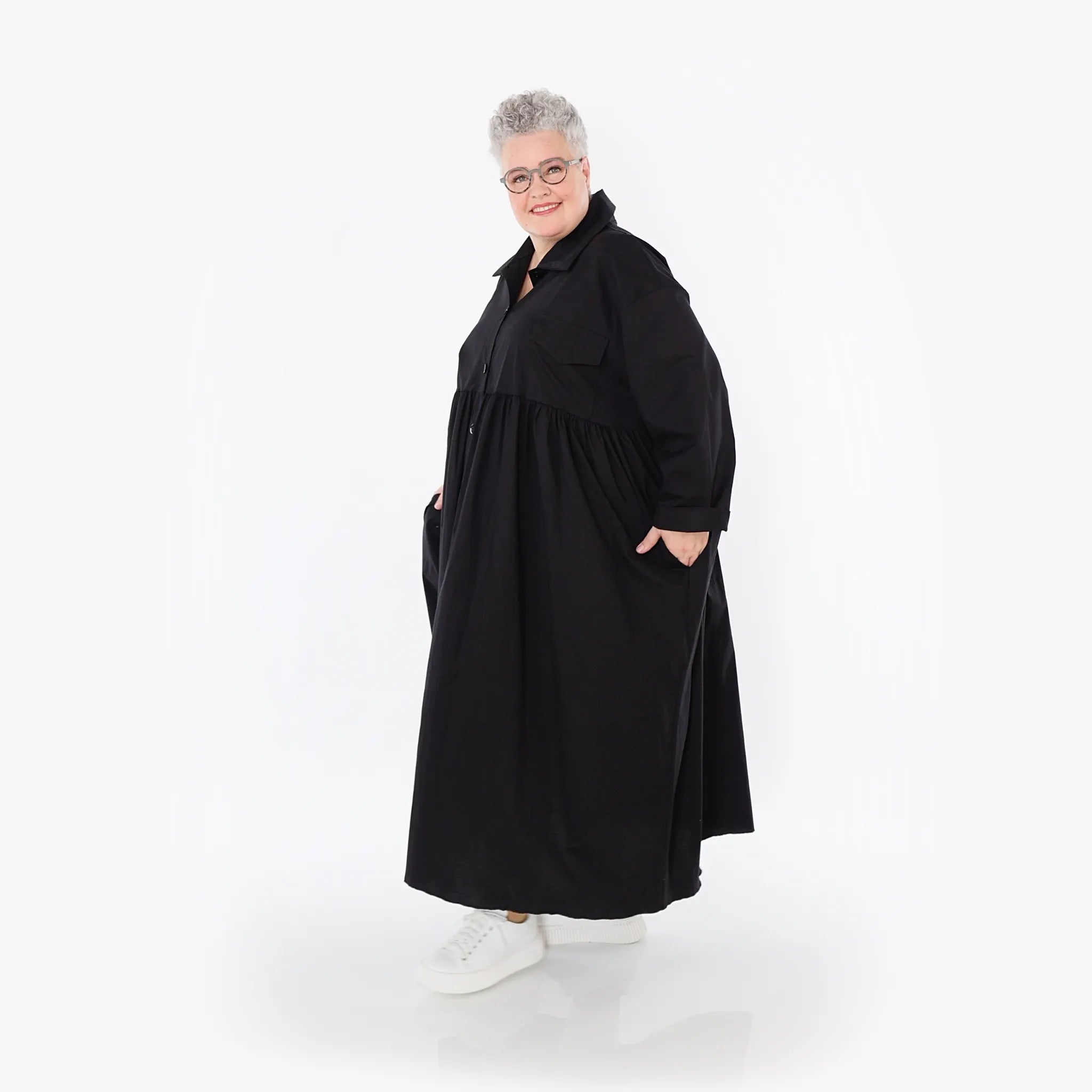 AKH Fashion Mantel 7084 Celestia, Schwarz