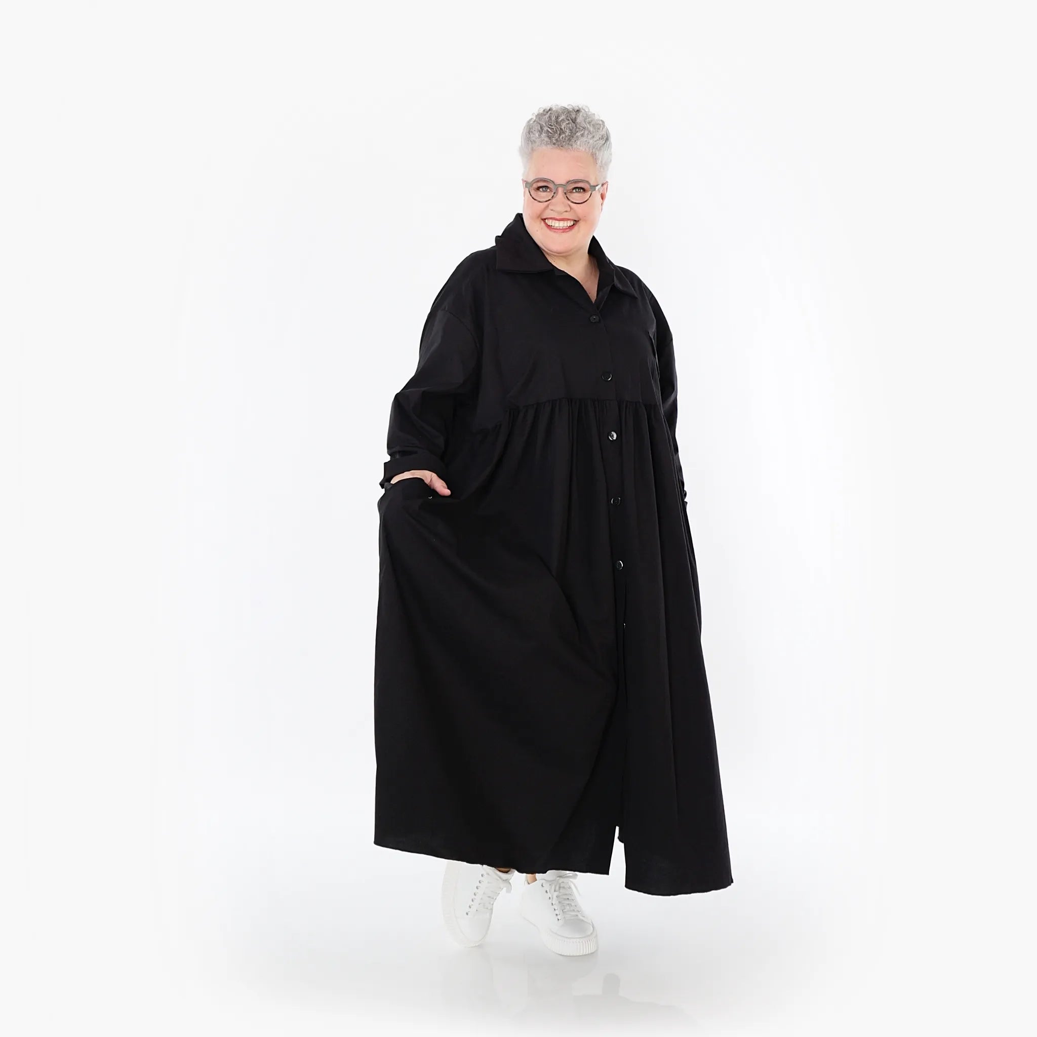 AKH Fashion Mantel 7084 Celestia, Schwarz