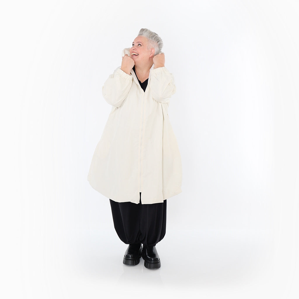 AKH Fashion 7102 coat, off-white