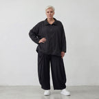 Leichte Memorytaft-Jacke mit Stehkragen in zeitlosem Schwarz