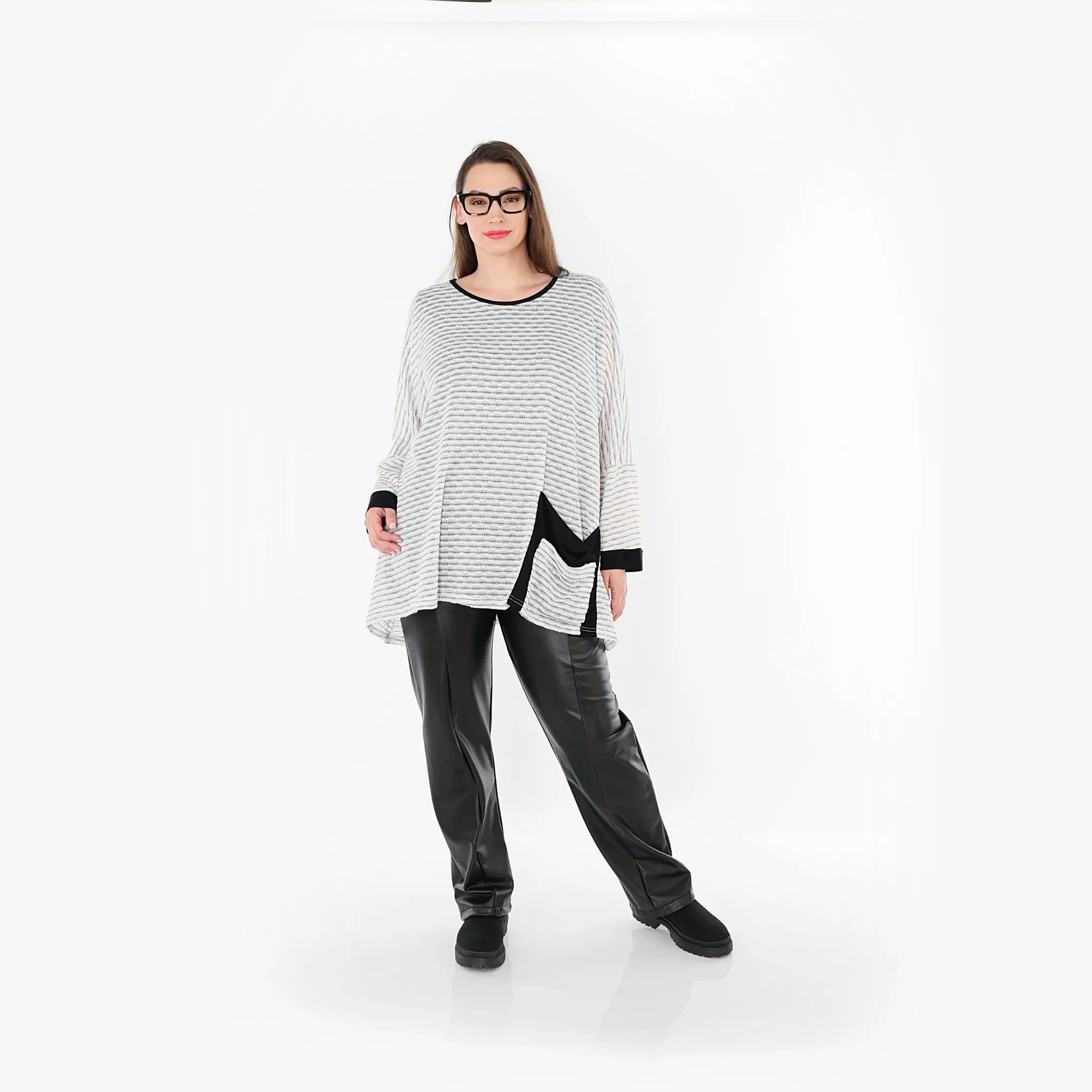 Chemise ample AKH Fashion 7060, blanc-noir
