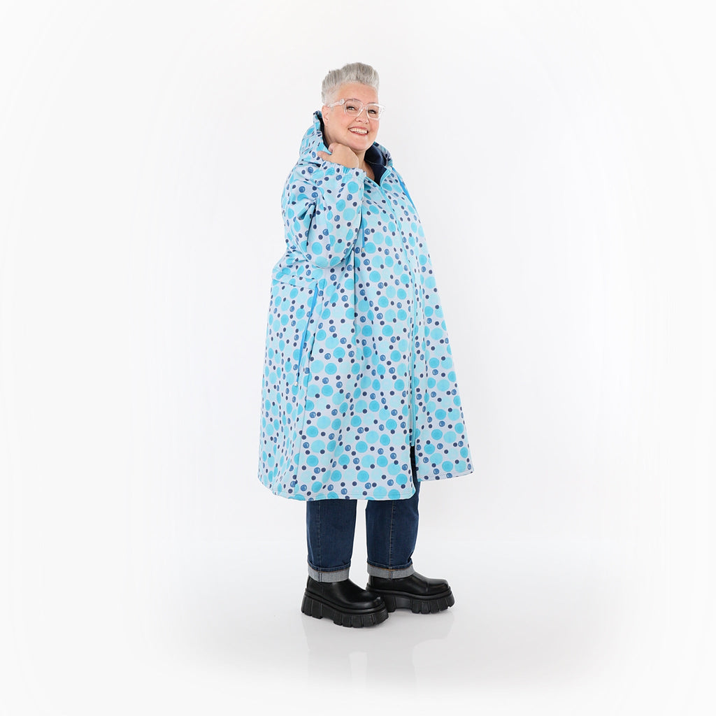AKH Fashion · Mantel · CurvyStorm · 7102 · Blau/Multi