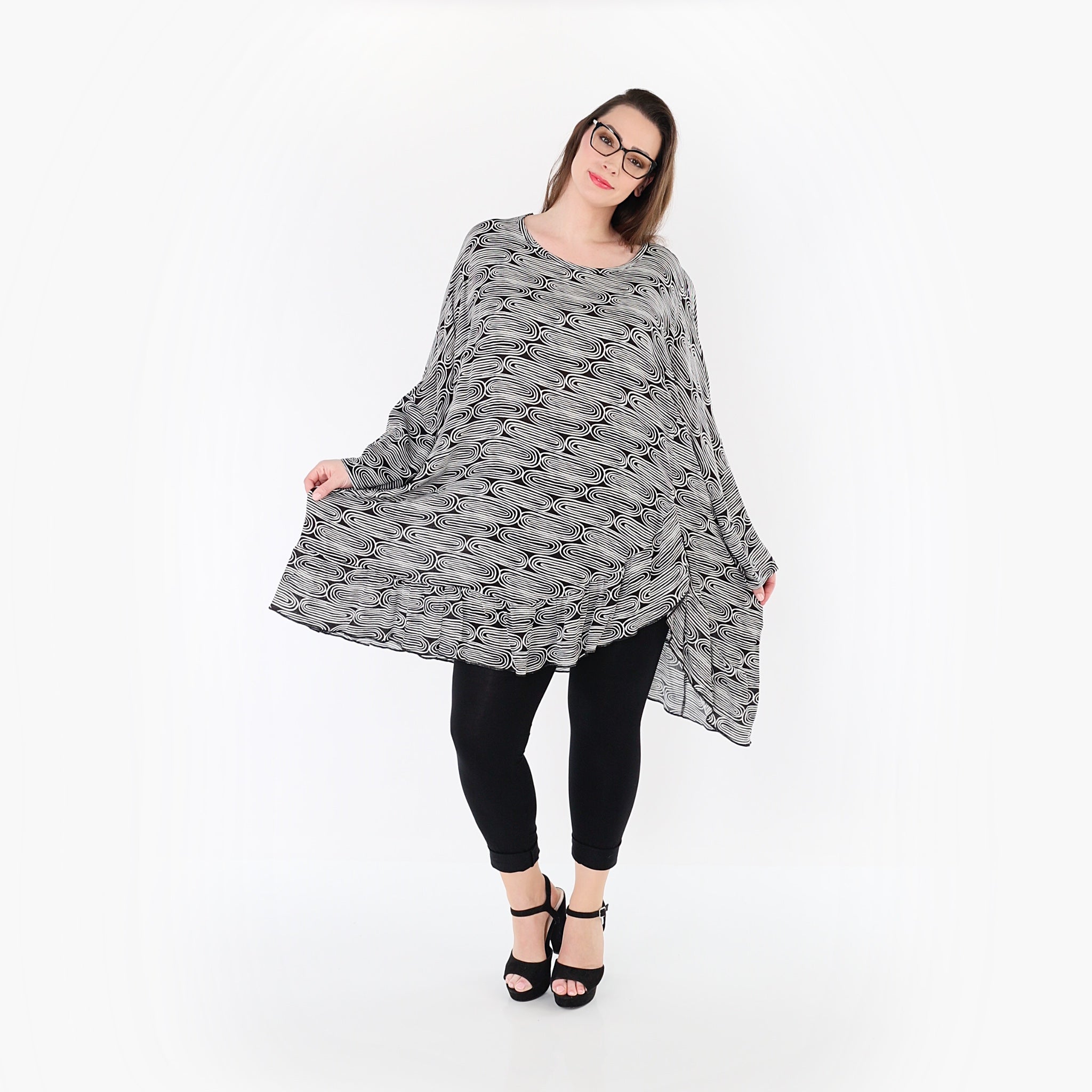 AKH Fashion 6911 Big Shirt, Black and White