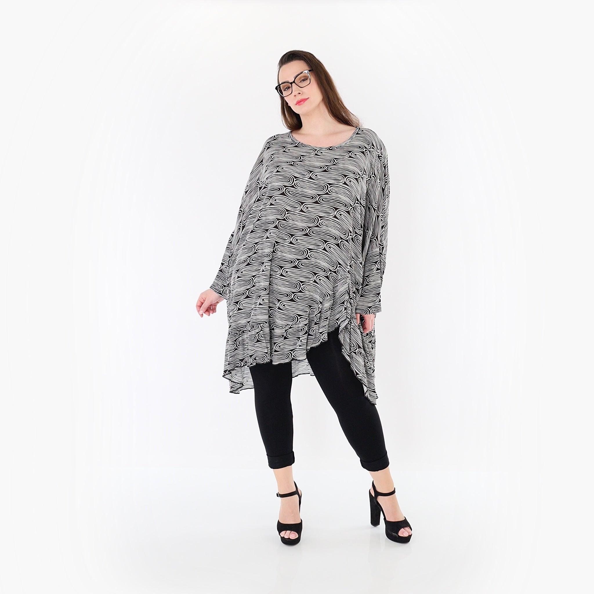 AKH Fashion 6911 Big Shirt, Black and White