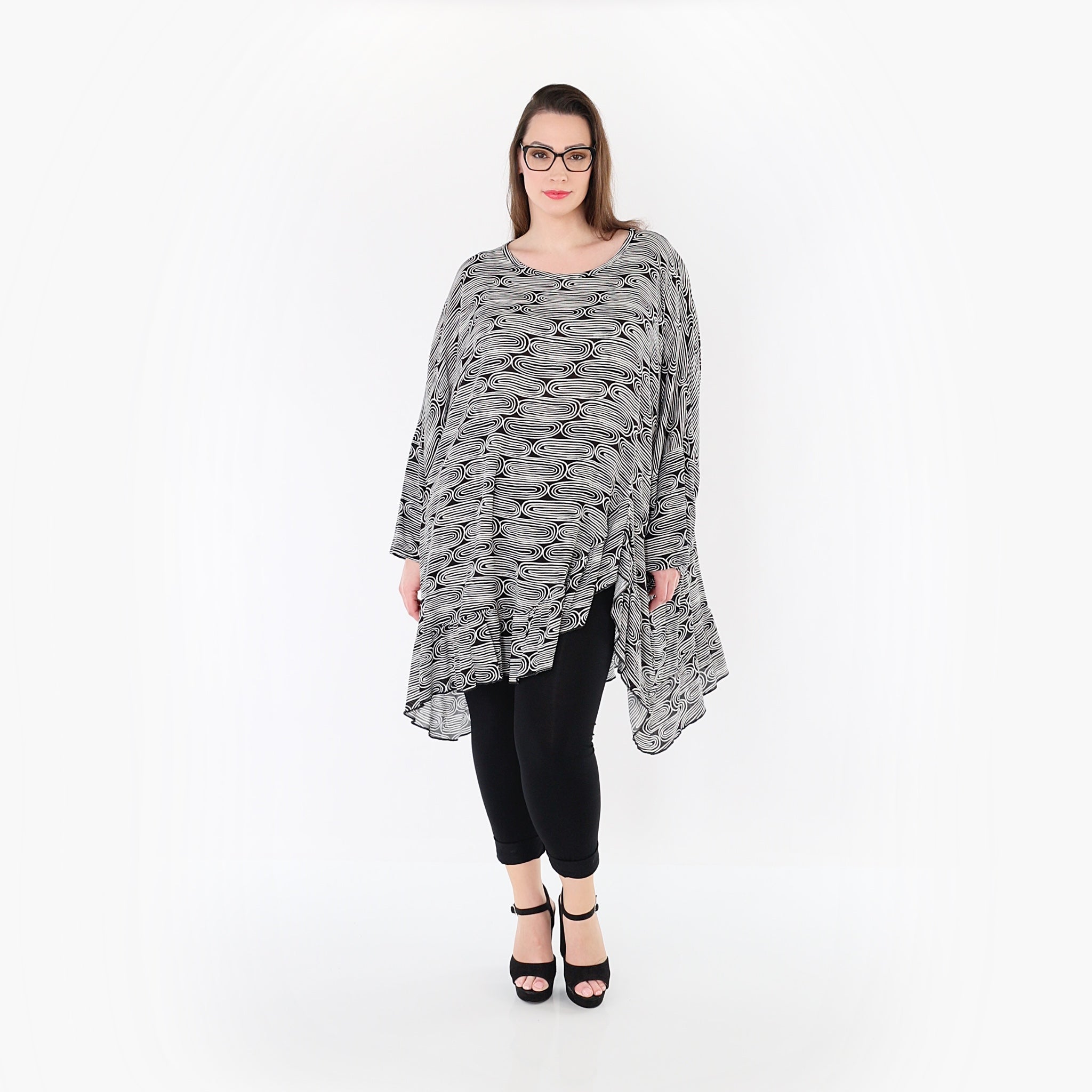 AKH Fashion 6911 Big Shirt, Black and White