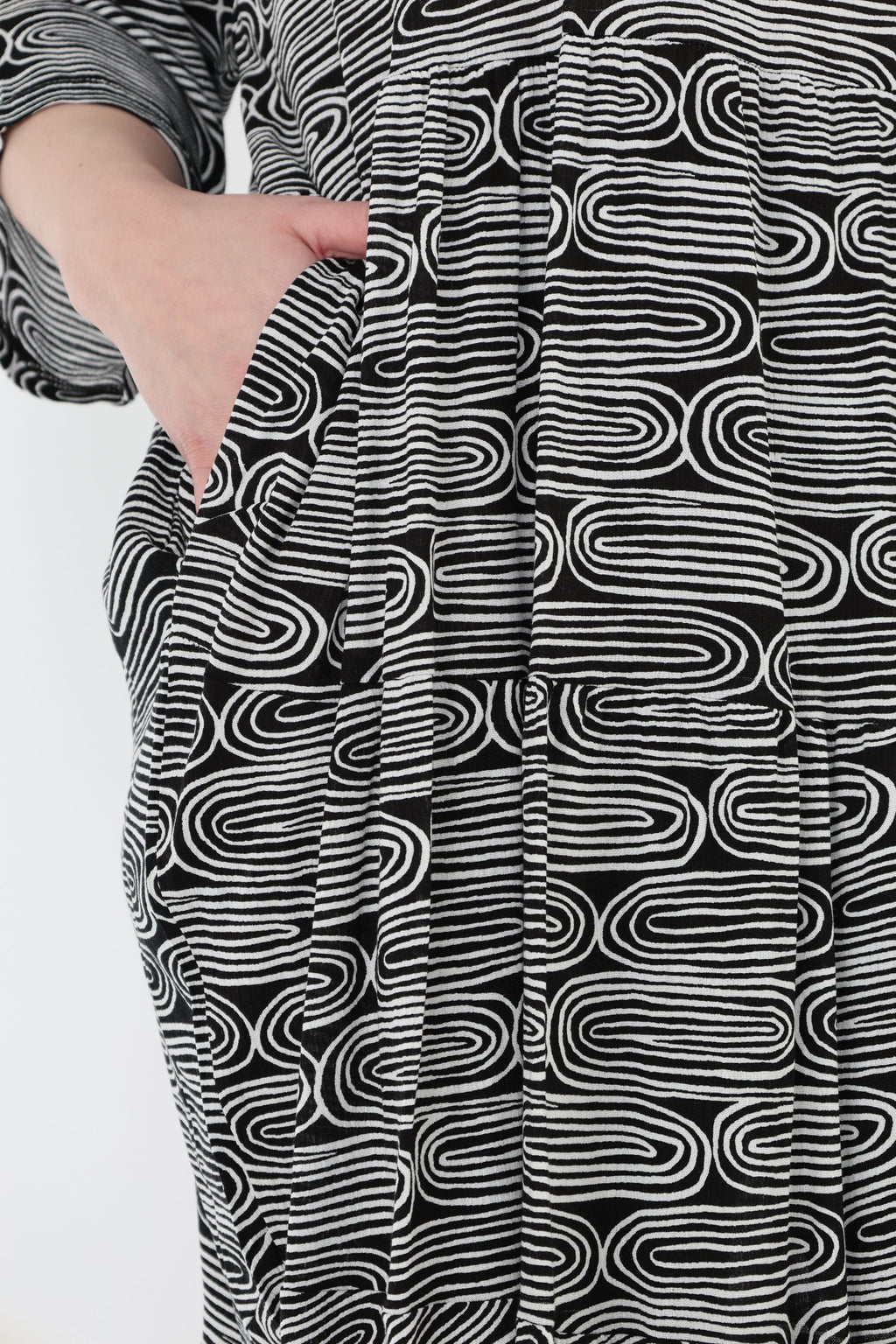 AKH Fashion 7065 Dress, Black and White