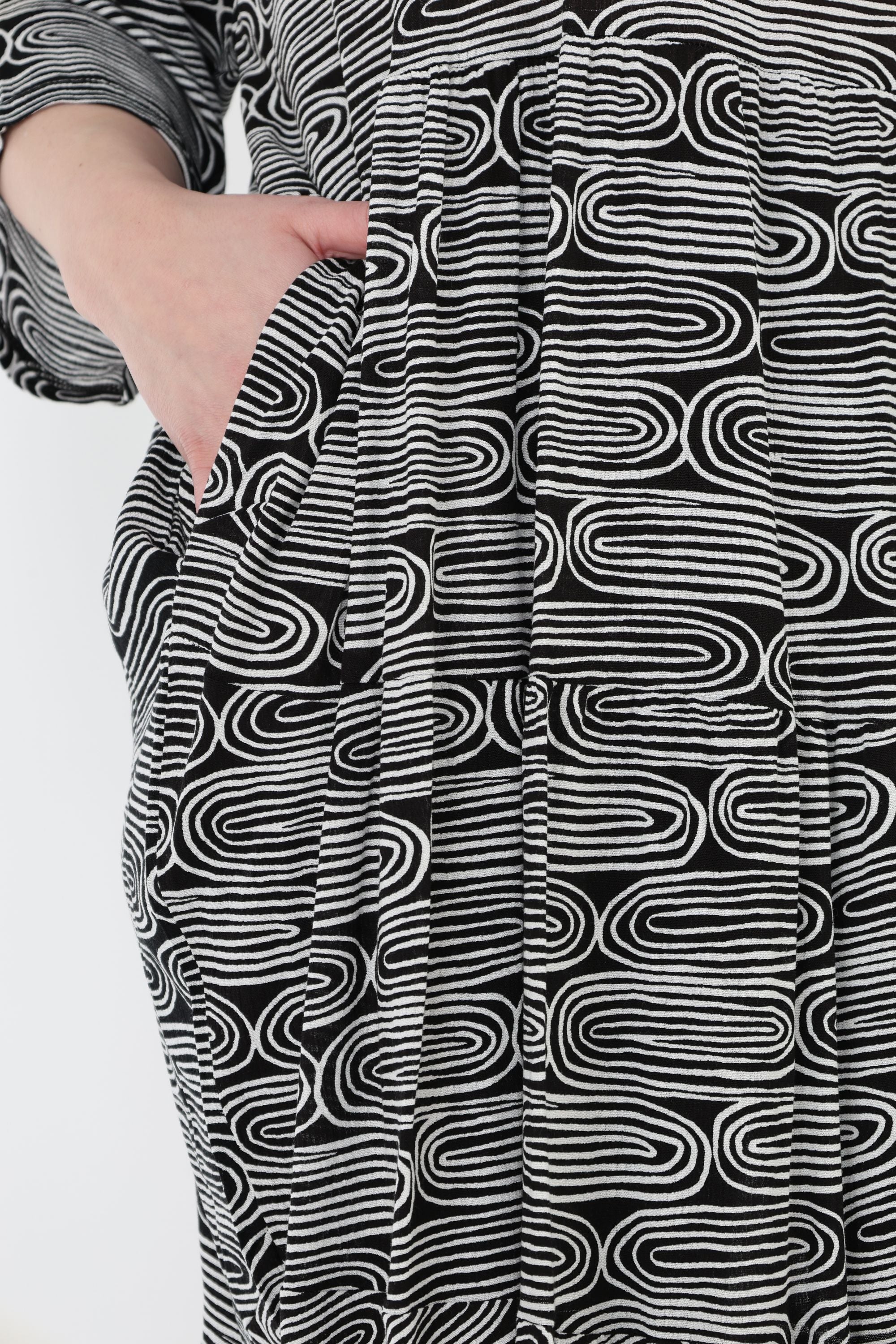 AKH Fashion 7065 Dress, Black and White