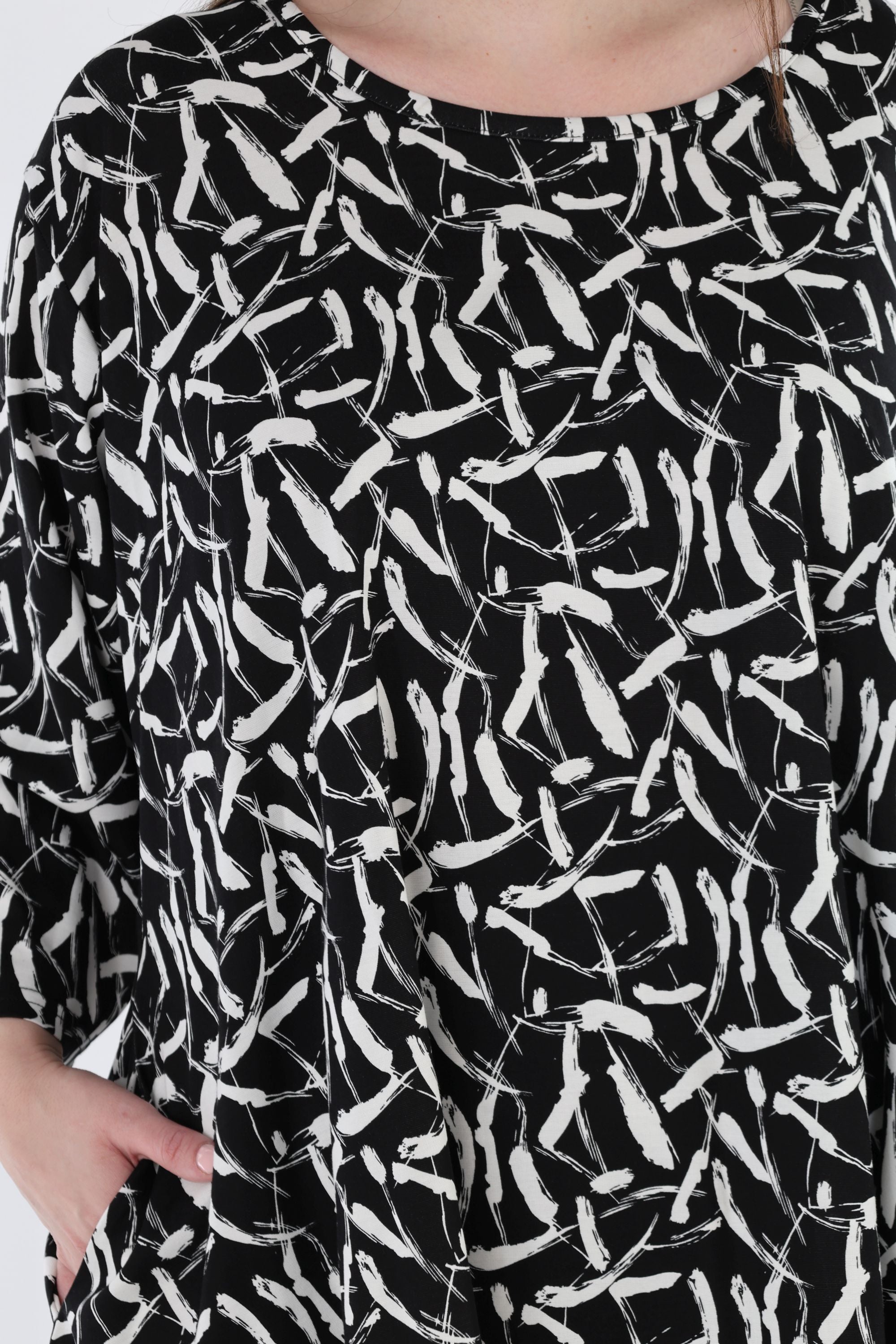 AKH Fashion 6809 Big Shirt, Black-White