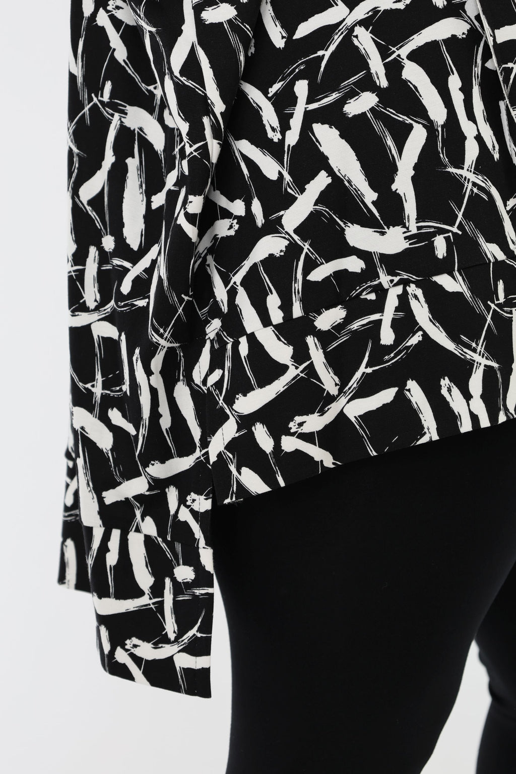 AKH Fashion 7718 Big Shirt, Black-White