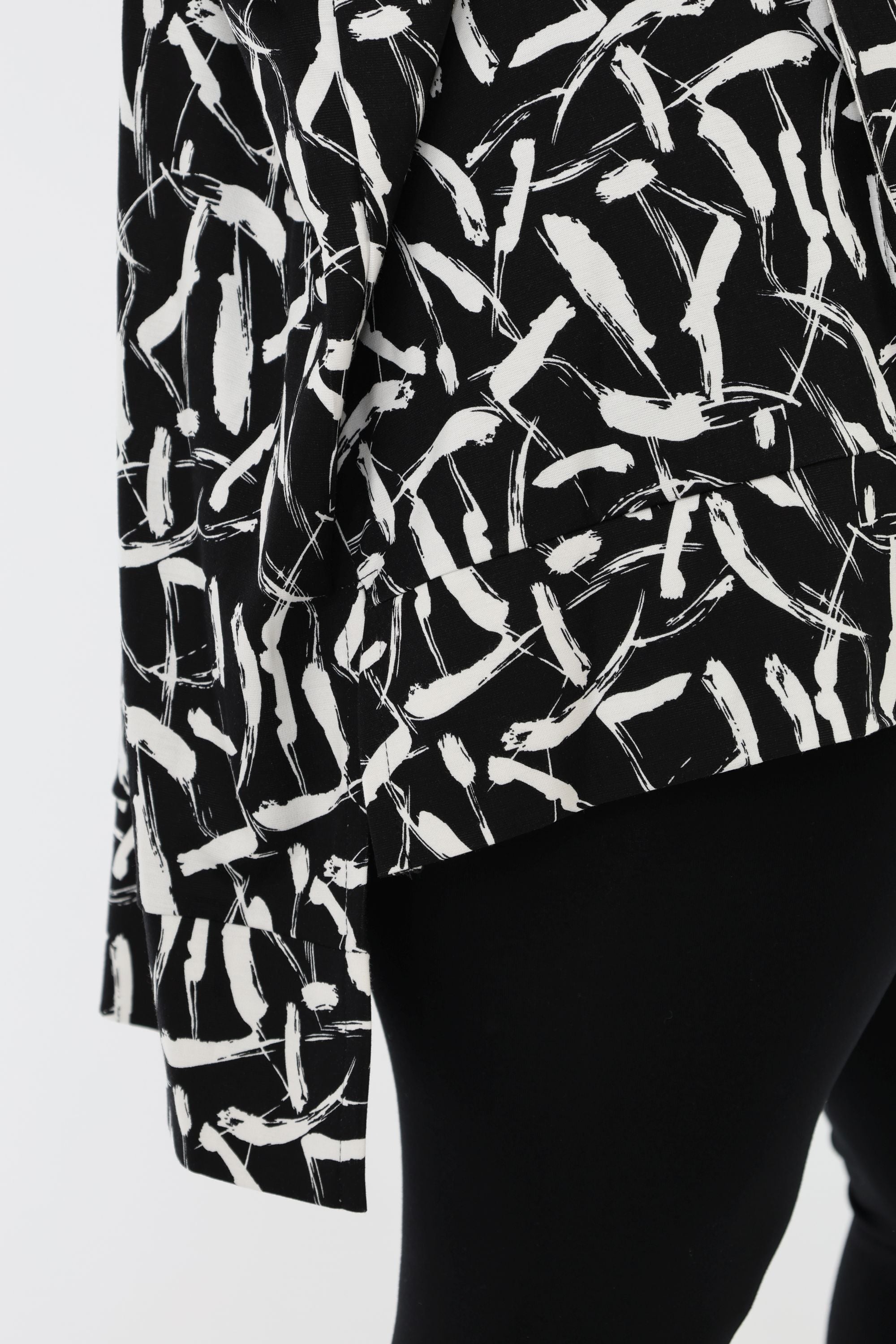 AKH Fashion 7718 Big Shirt, Black-White
