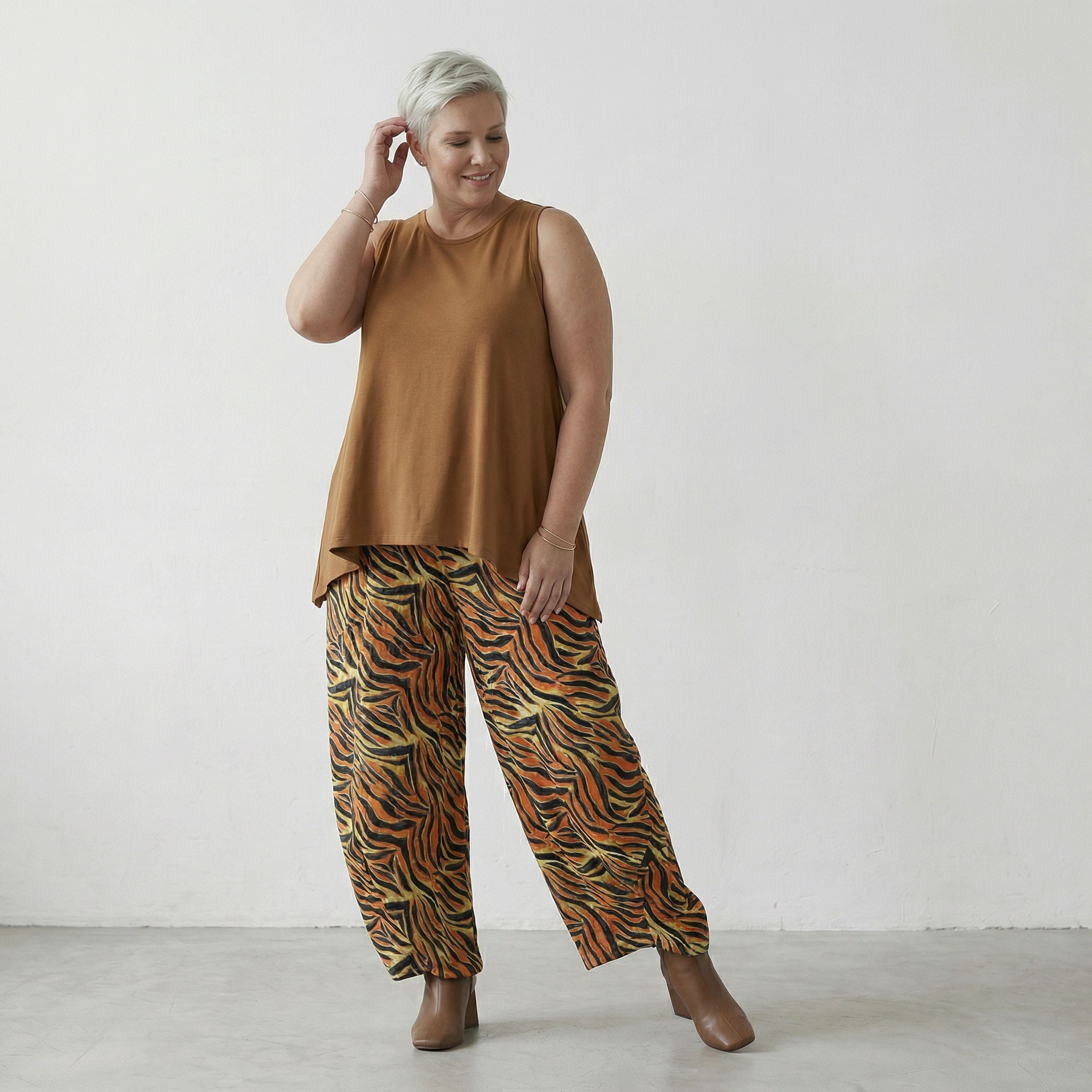 AKH Fashion Hose 8069 Malia, Orange-Schwarz-Gelb