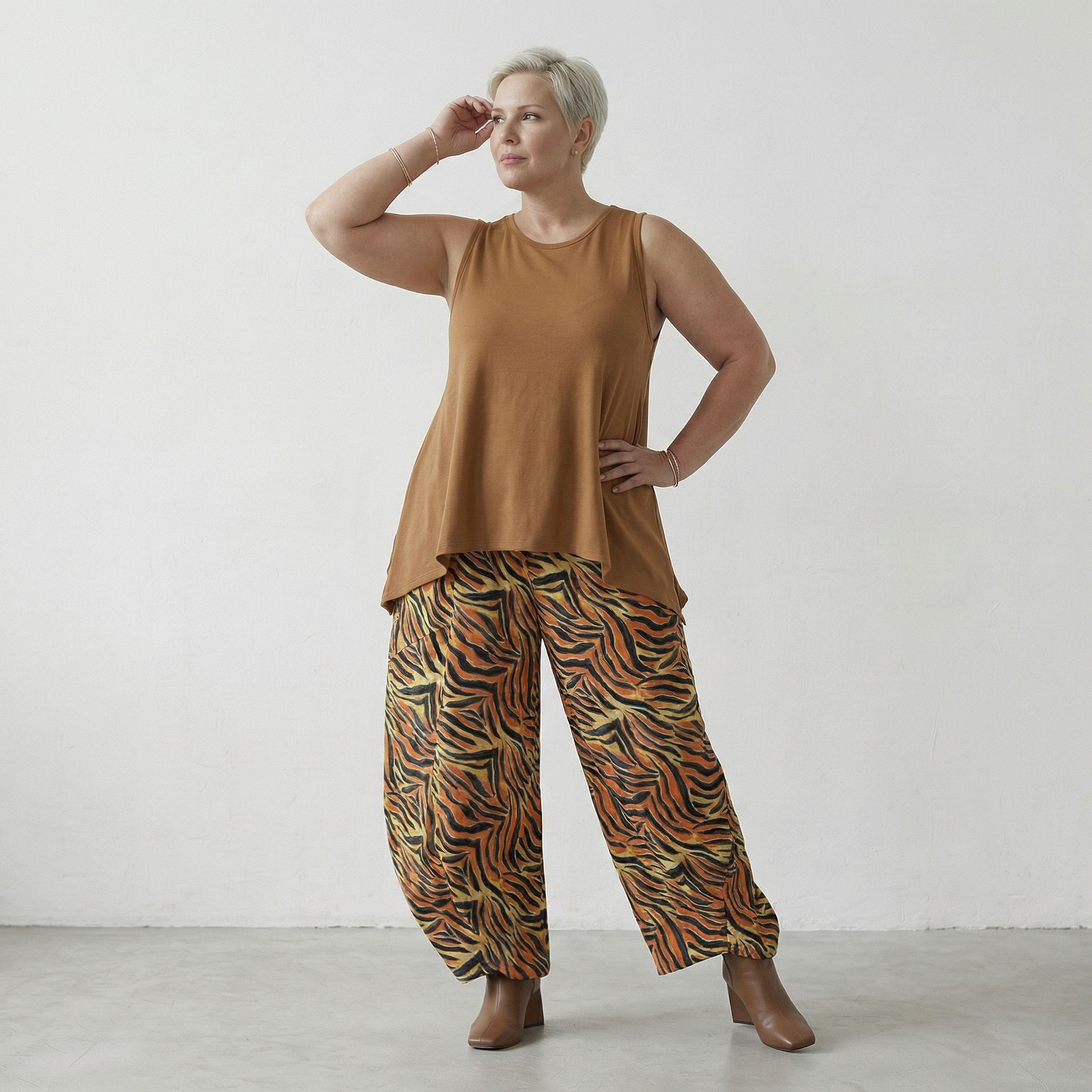 AKH Fashion Hose 8069 Malia, Orange-Schwarz-Gelb