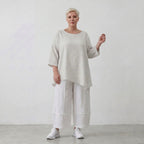 Luftiges Baumwoll-Shirt in A-Linie mit zipfeligem Saum