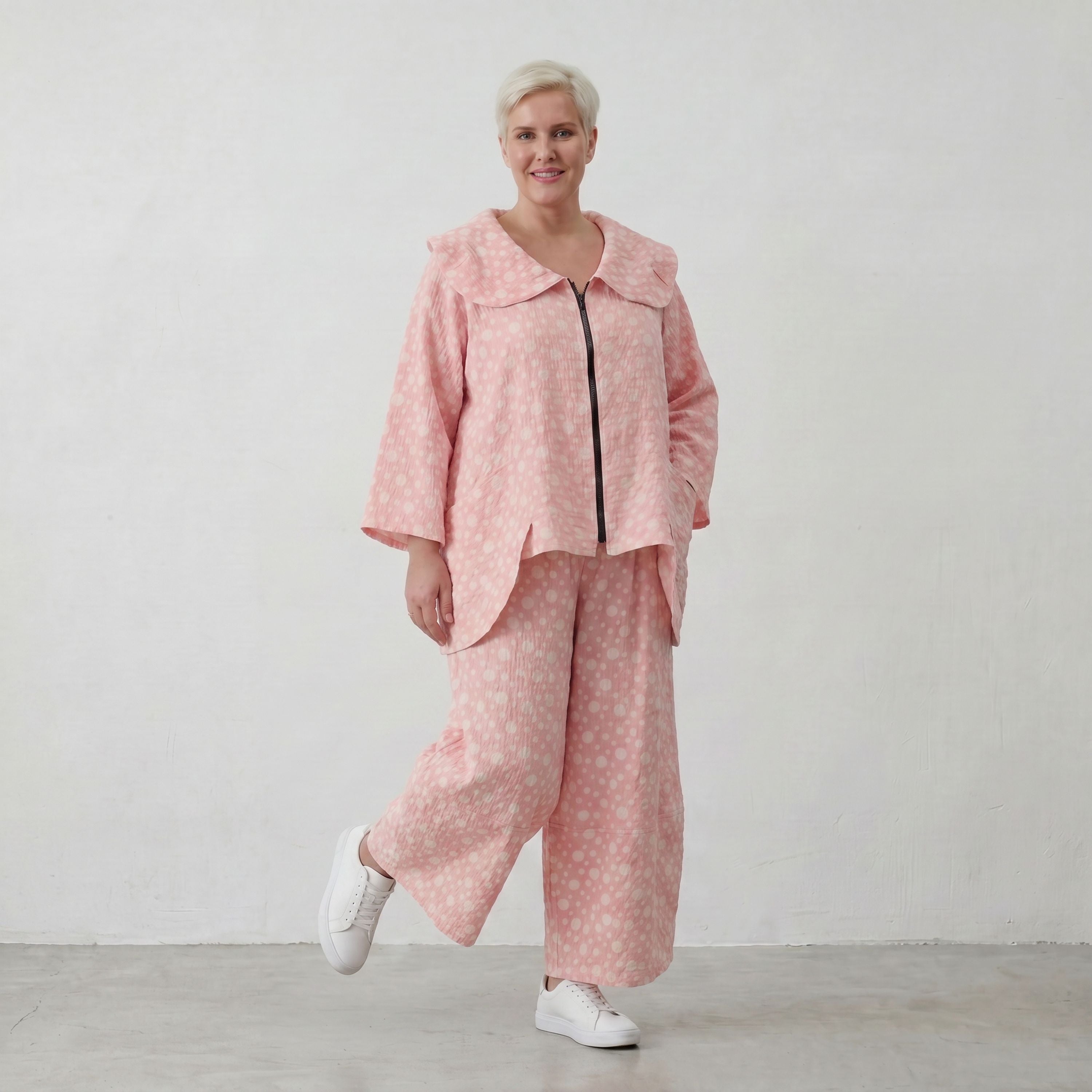 Weite Marlene-Hose aus Baumwoll-Mousseline in Rosa und Ecru